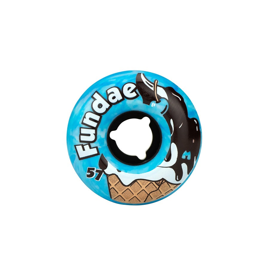 Fundae Wheels Blue Birthday Cake 4PK