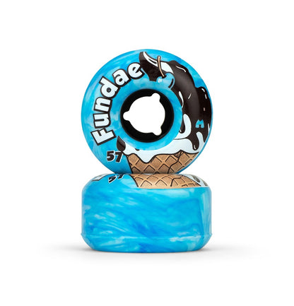 Fundae Wheels Blue Birthday Cake 4PK